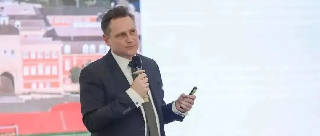 精彩回顾 | 天津惠灵顿学校总校长Julian Jeffrey解读如何打造21世纪人才的软实力